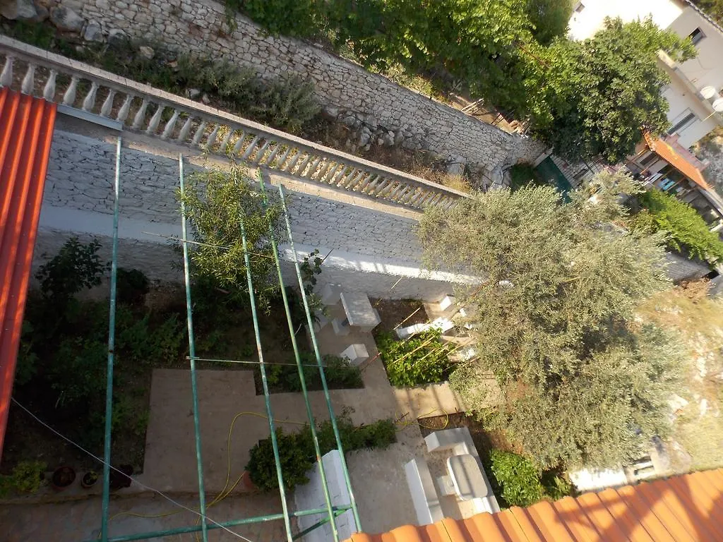 Guest House Vila Bega Sarandë