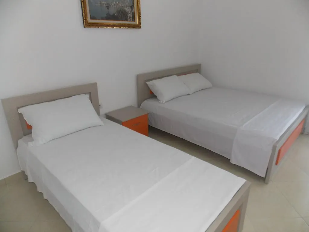 Guest House Vila Bega Sarandë